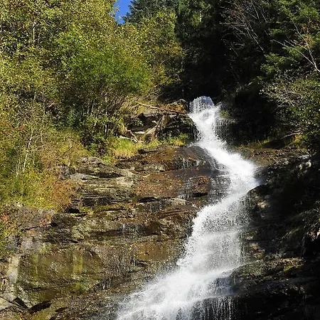 לינה וארוחת בוקר Stadlpoint 3*