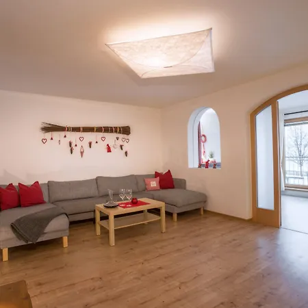 فندق مبيت وإفطار فيرنهوف ستادلبوينت رييد ايم زيلرتال