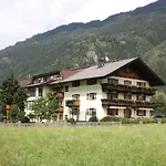 Oda ve Kahvaltı Stadlpoint Ried im Zillertal